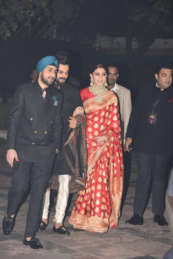 virat & anushka weding recipection photos